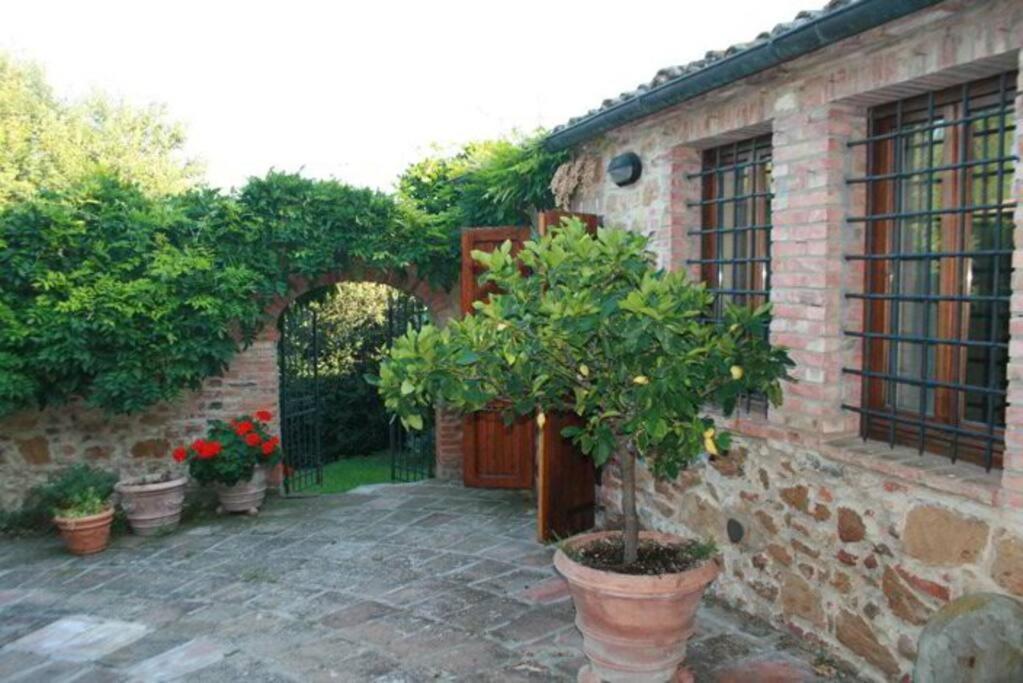 Willa Podere Gli Oppi Toscana Petroio Zewnętrze zdjęcie